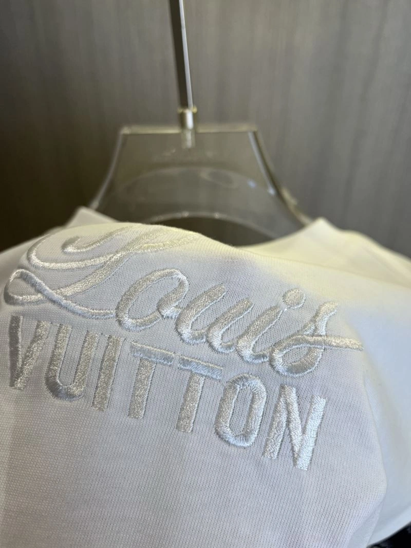 WrinkleFree Louis Vuitton Short Suits 134808