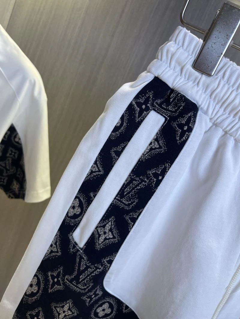 WrinkleFree Louis Vuitton Short Suits 134808