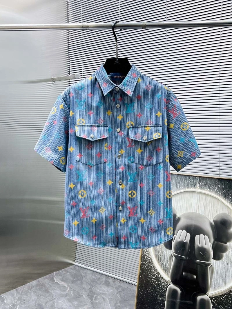 Louis Vuitton Short Suits Fashionable 134815