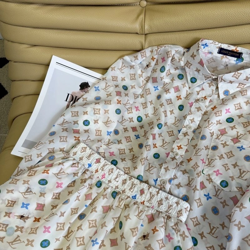 Louis Vuitton Short Suits RelaxedFit 131381