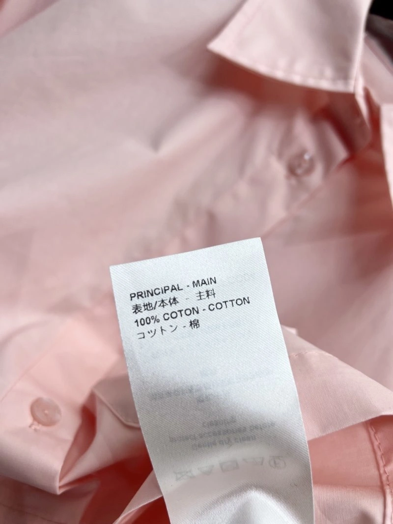 Versatile Louis Vuitton Short Suits 131384