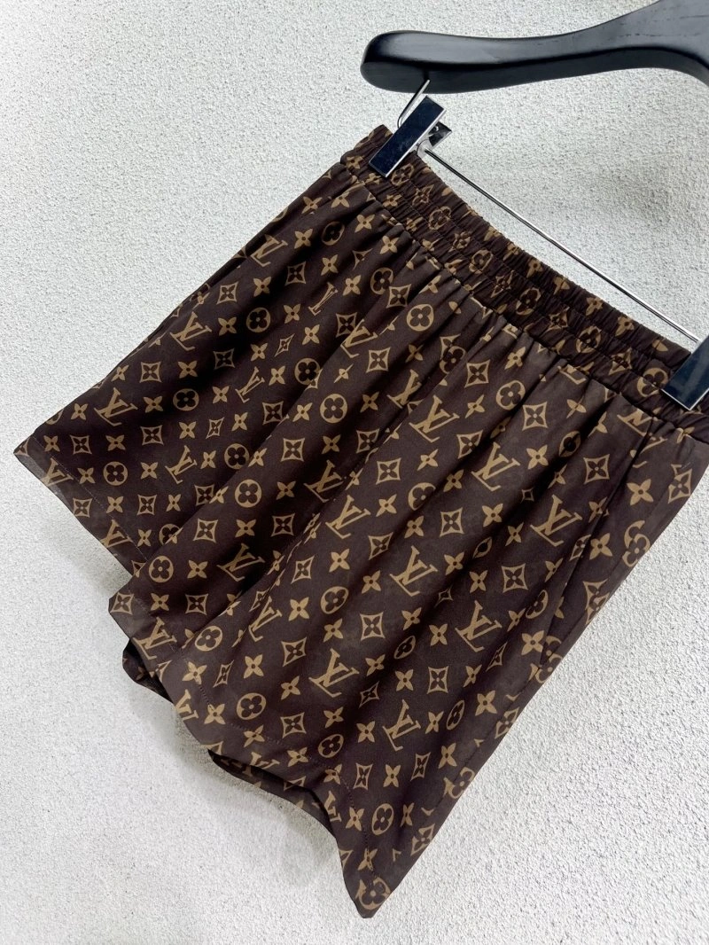 GoAnywhere Louis Vuitton Short Suits 131370