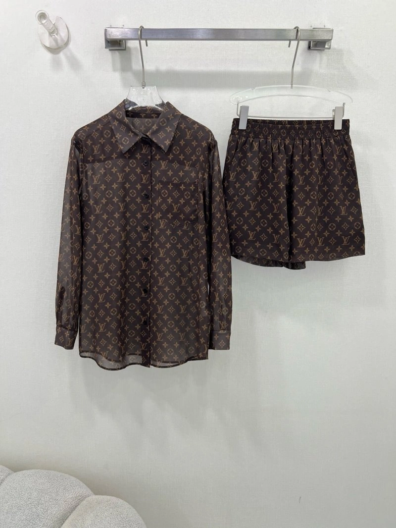 Louis Vuitton Short Suits NewStyle 131368