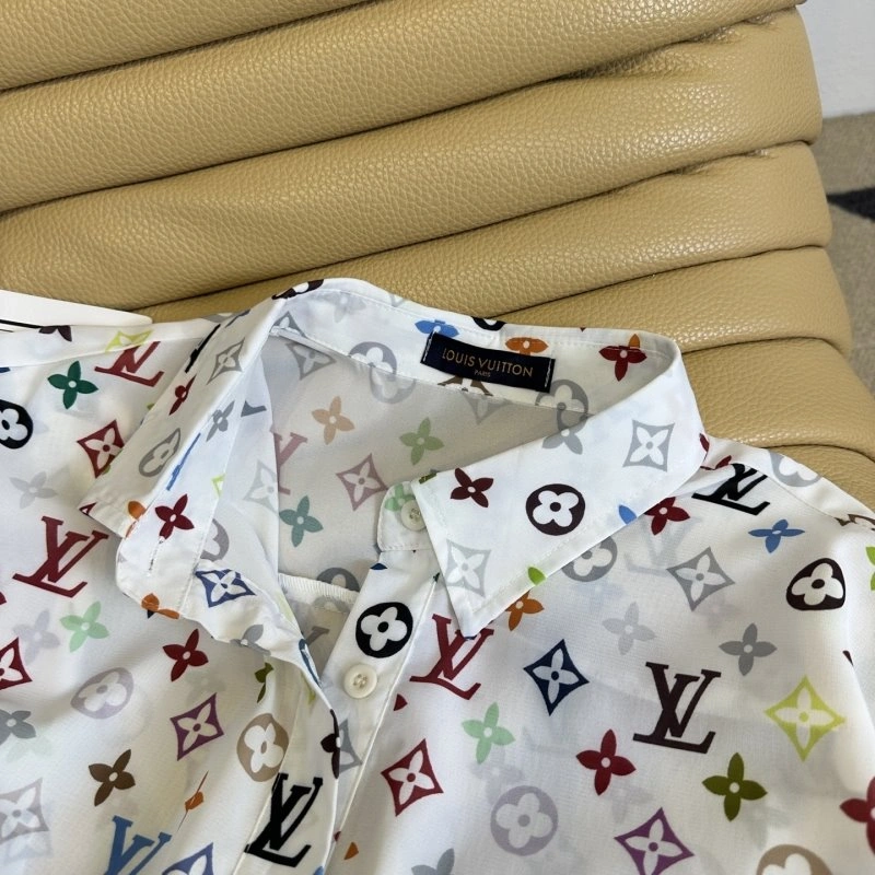 Louis Vuitton Short Suits Durable 131257