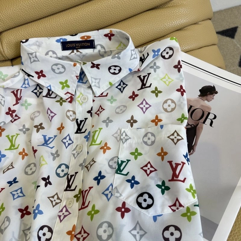 Louis Vuitton Short Suits Durable 131257