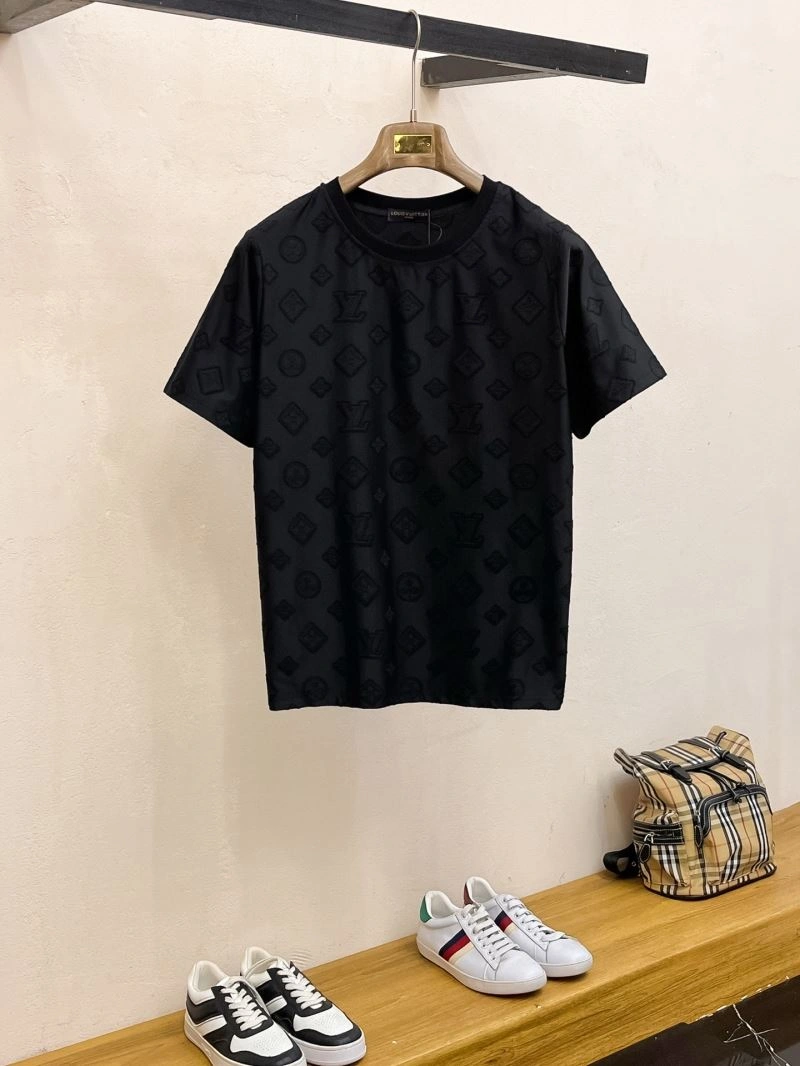 OnTrend Louis Vuitton Short Suits 133676