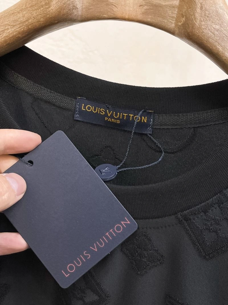 OnTrend Louis Vuitton Short Suits 133676