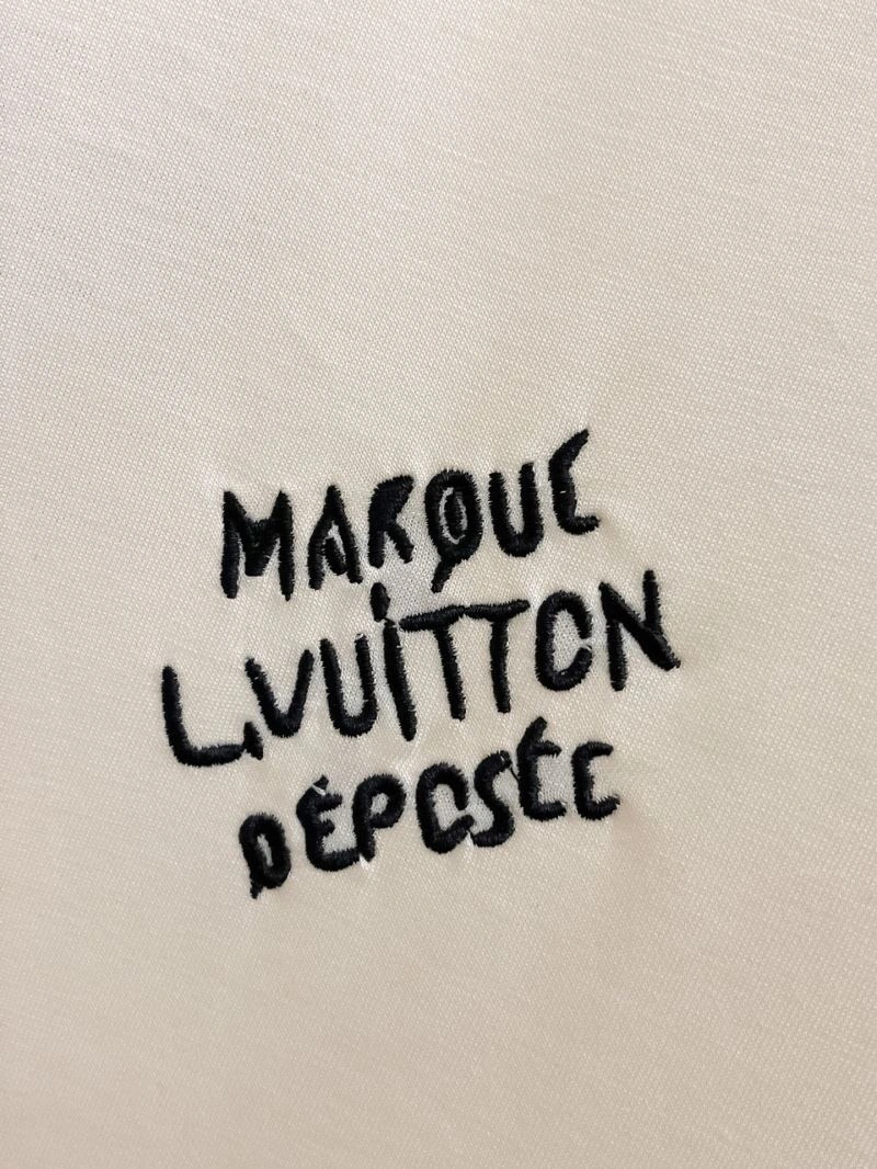 Soft Louis Vuitton Short Suits 133675