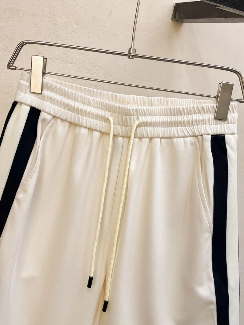 Soft Louis Vuitton Short Suits 133675