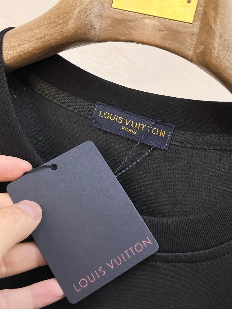 Louis Vuitton Short Suits Versatile 133673