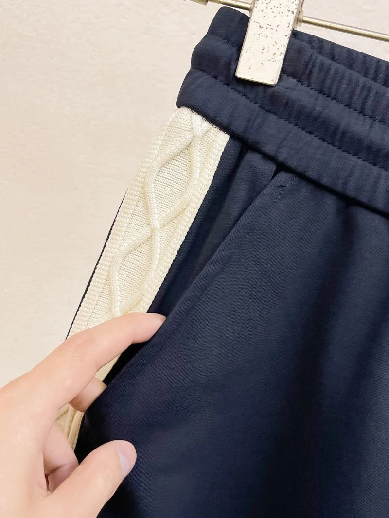 Vibrant Louis Vuitton Short Suits 133669