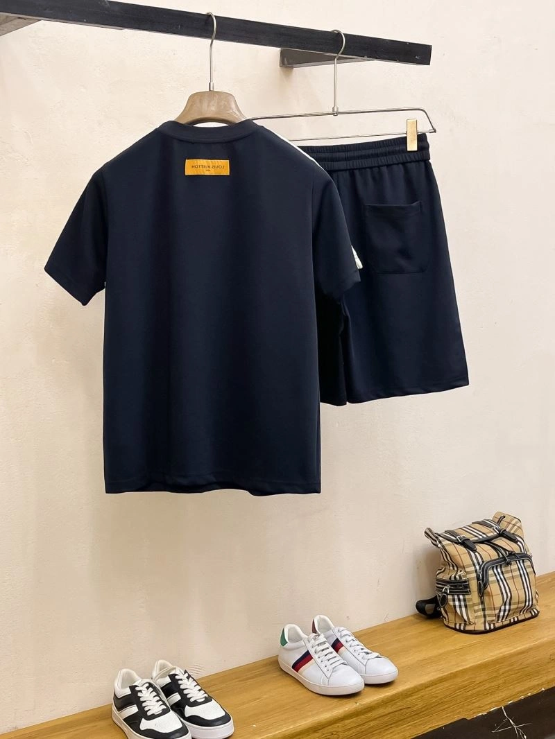 Vibrant Louis Vuitton Short Suits 133669