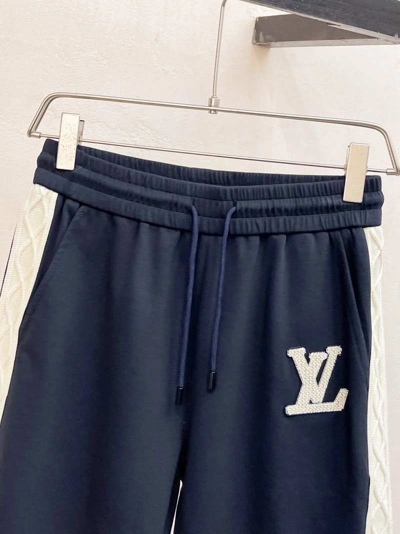 Vibrant Louis Vuitton Short Suits 133669