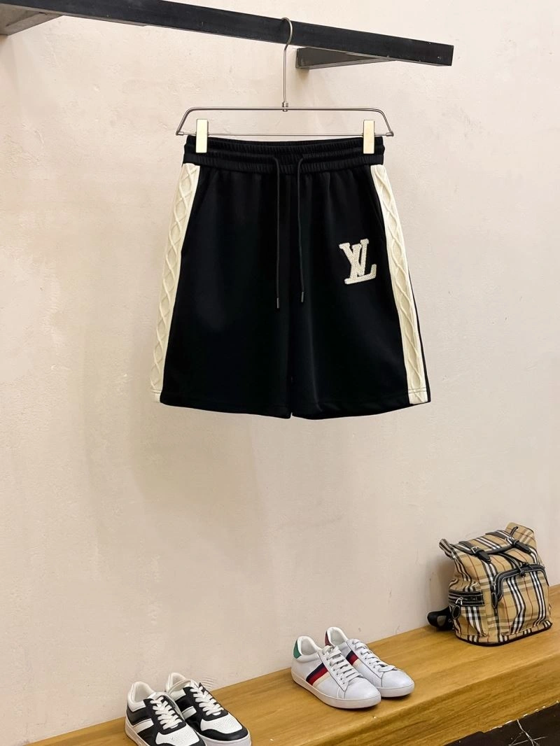 ModernLook Louis Vuitton Short Suits 133668