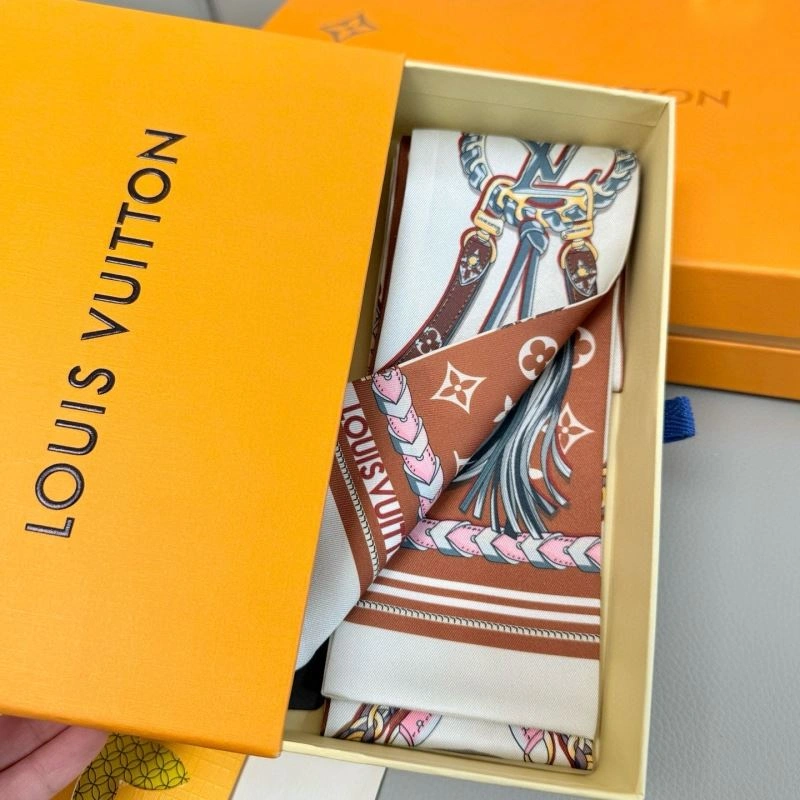 Louis Vuitton Silk Sophisticated 272057
