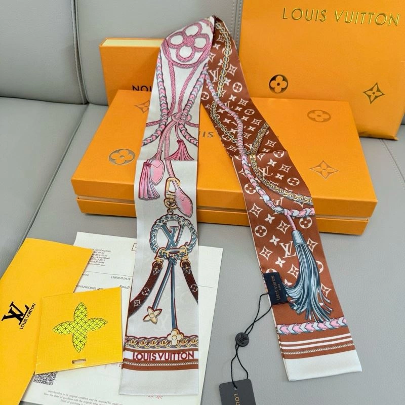 Louis Vuitton Silk Sophisticated 272057