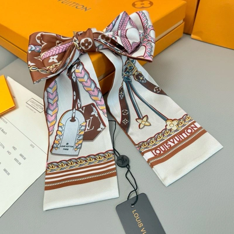 Louis Vuitton Silk Sophisticated 272057