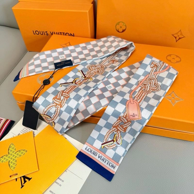 Louis Vuitton Silk Casual 272056
