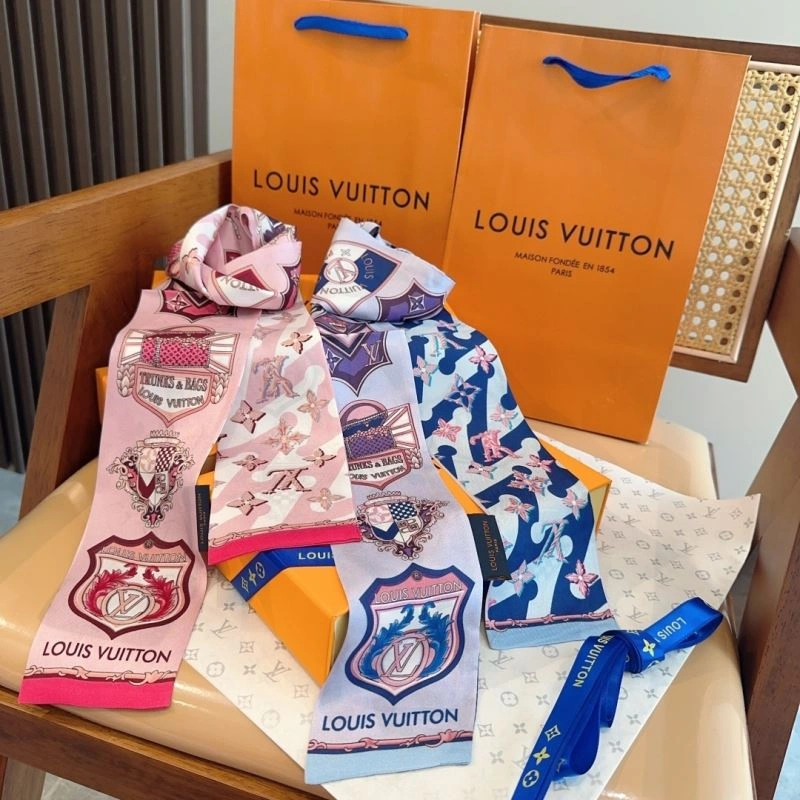 Louis Vuitton Silk Effortless 272061