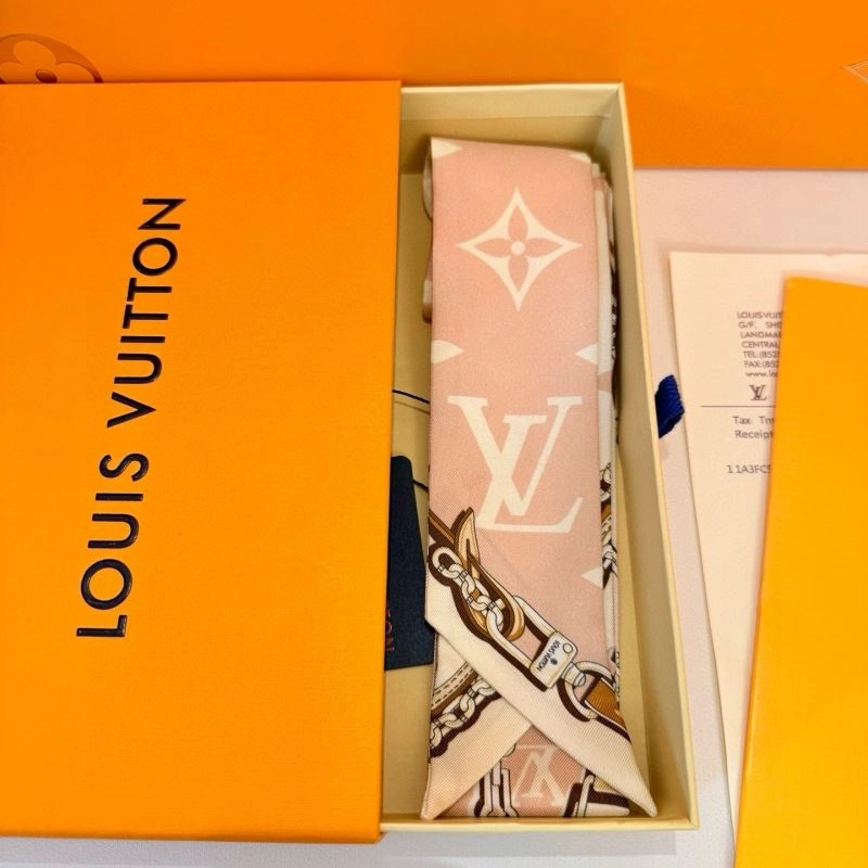 ComfortFit Louis Vuitton Silk 272059
