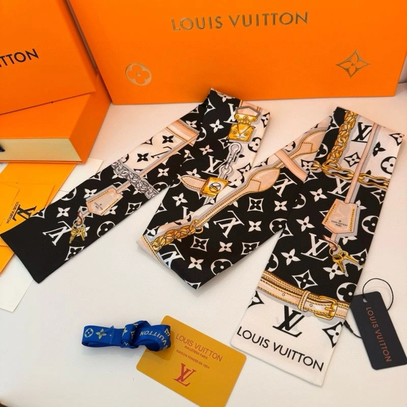 Louis Vuitton Silk ModernLook 272058