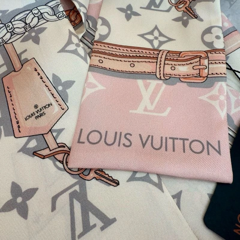 Premium Louis Vuitton Silk 272051