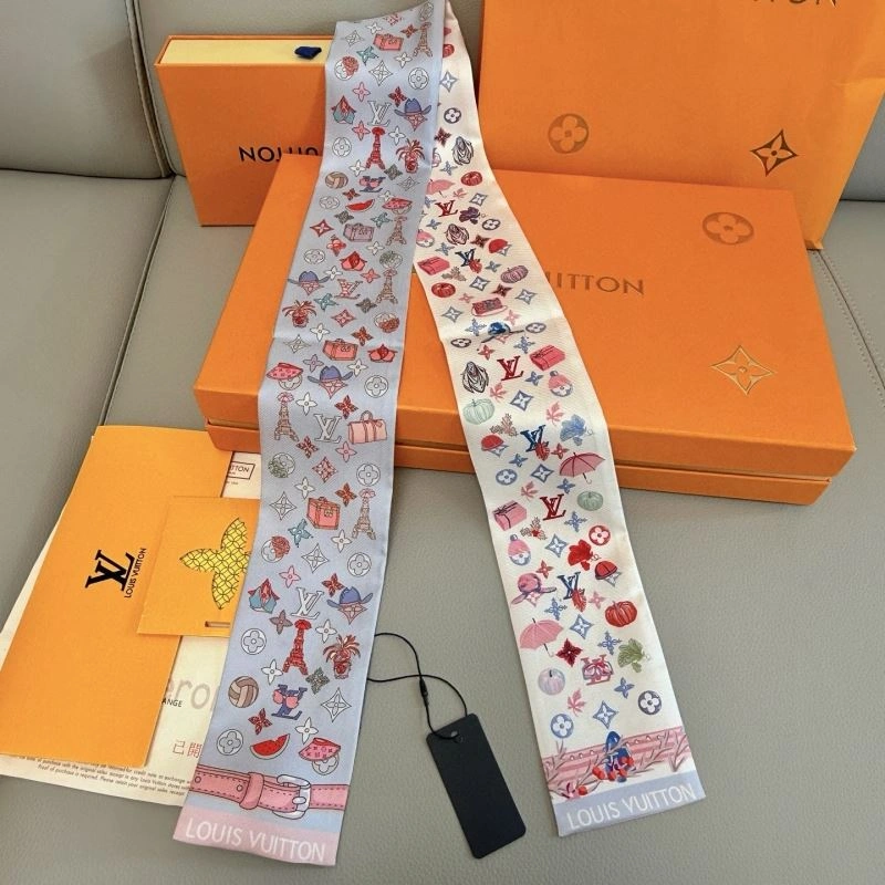 Louis Vuitton Silk Flexible 272050