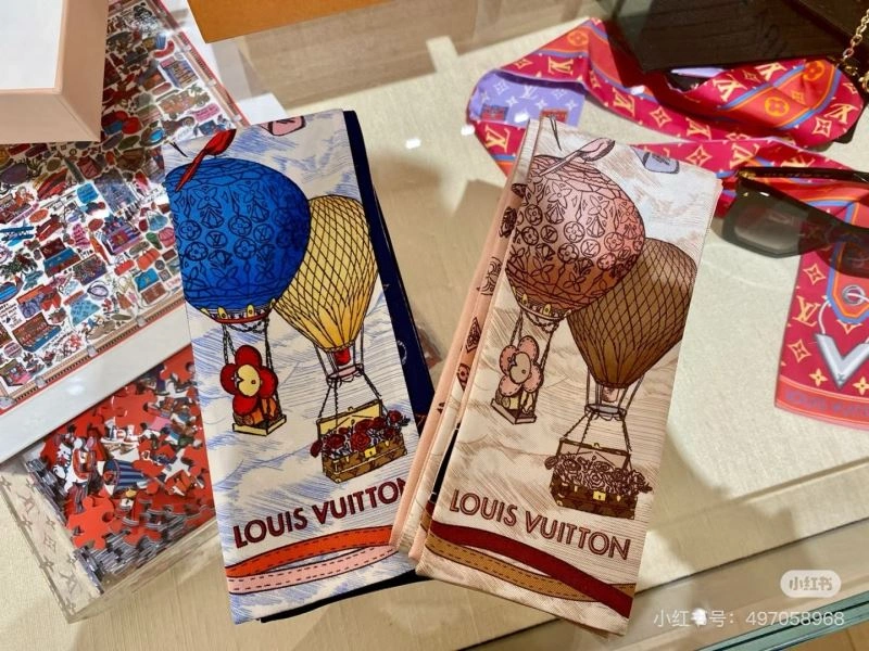 Louis Vuitton Silk Durable 272034