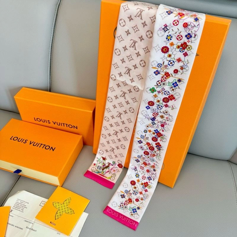 Functional Louis Vuitton Silk 272039
