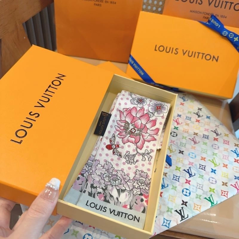 MoistureWicking Louis Vuitton Silk 272590