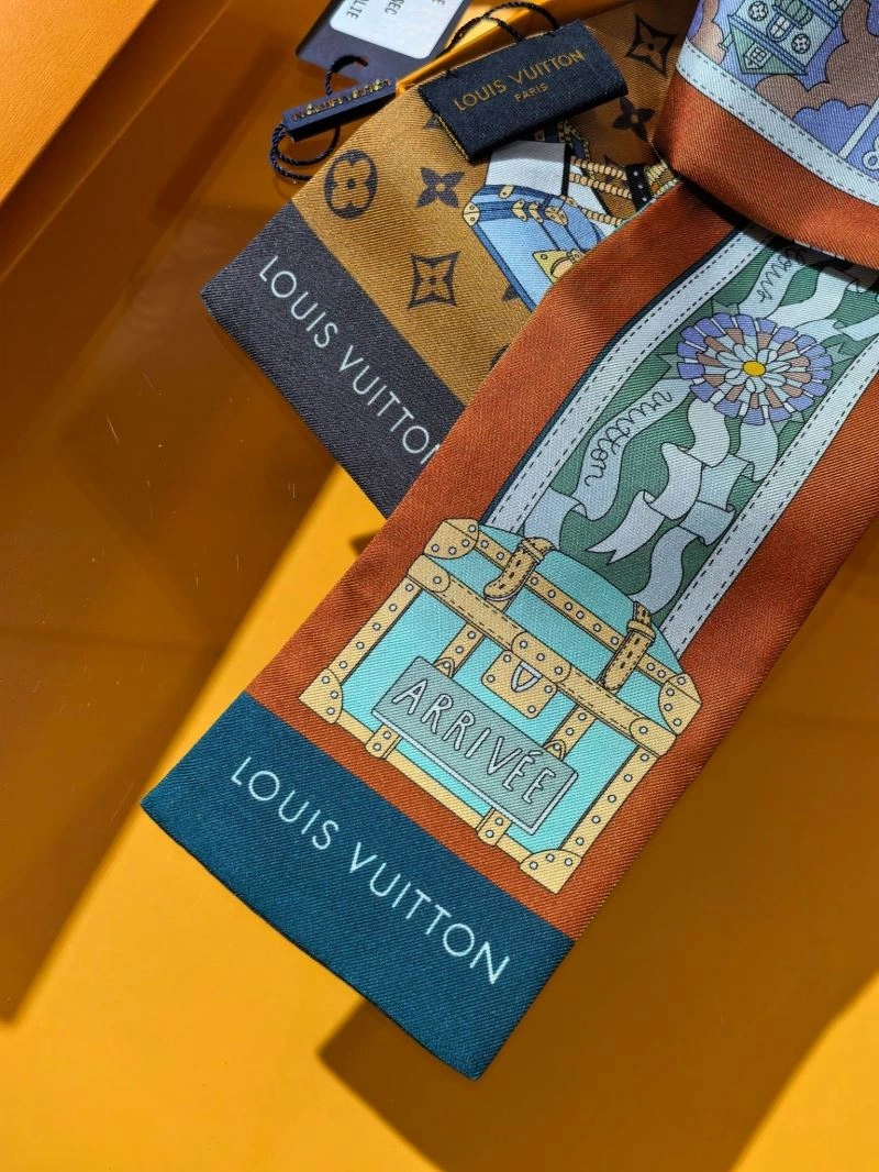 Louis Vuitton Silk SunProtective 272585