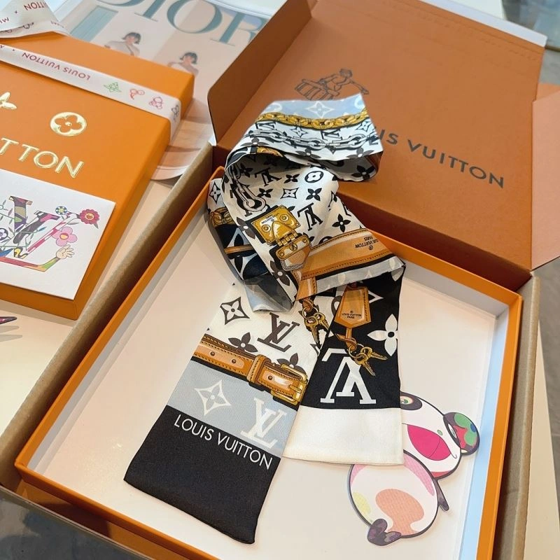 Louis Vuitton Silk Timeless 272605