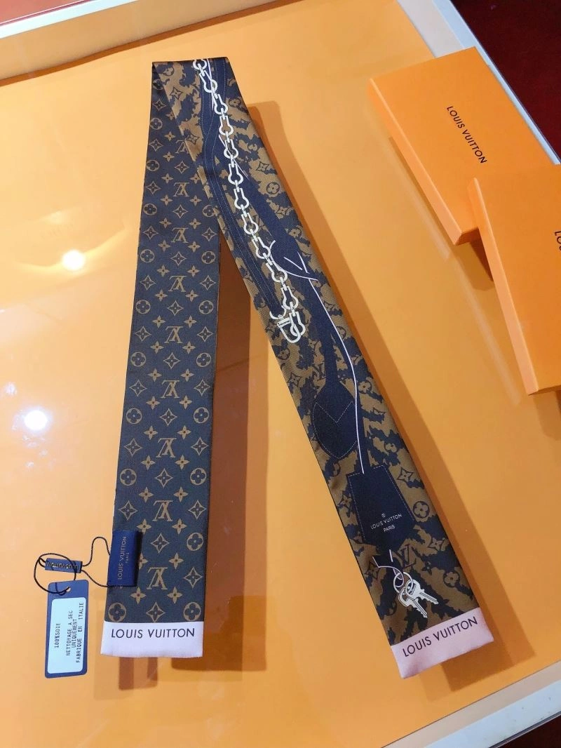 Louis Vuitton Silk RelaxedFit 272592