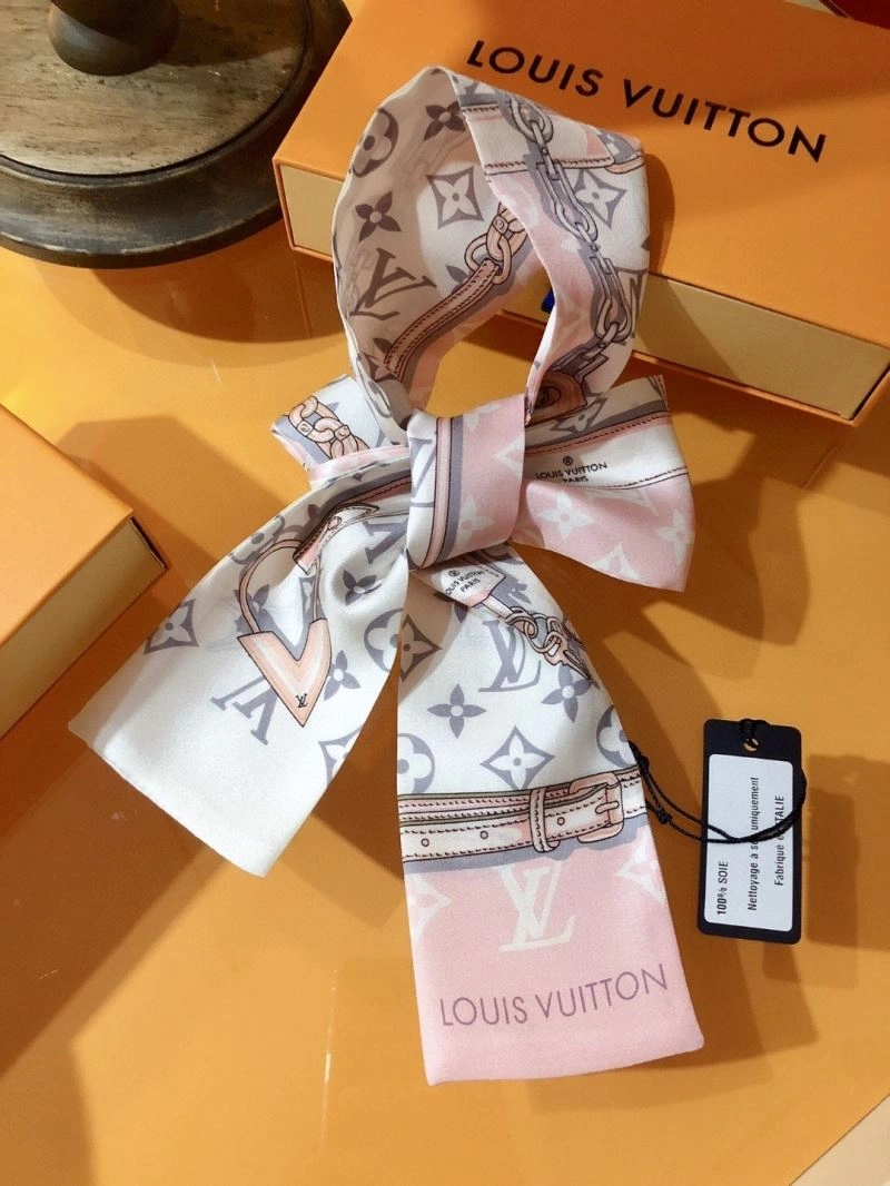 Louis Vuitton Silk Functional 272595