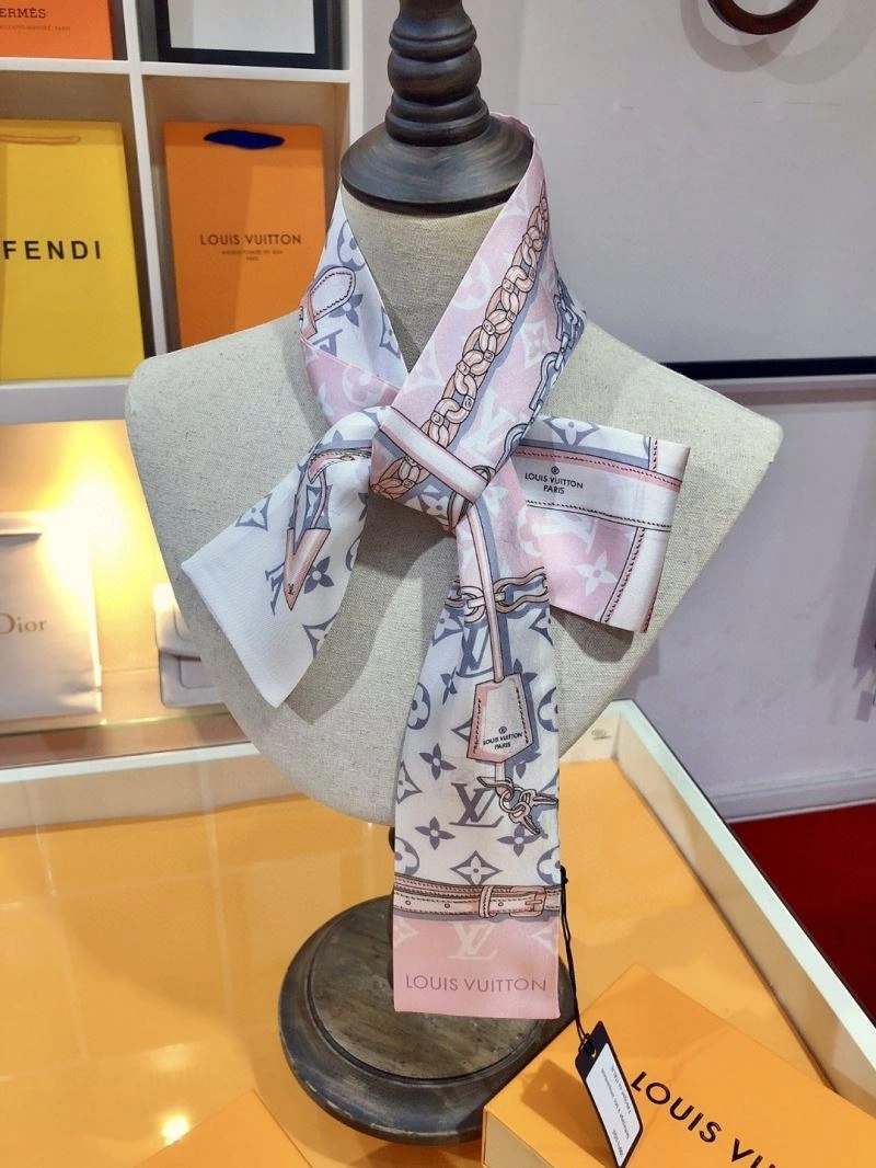 Louis Vuitton Silk Functional 272595