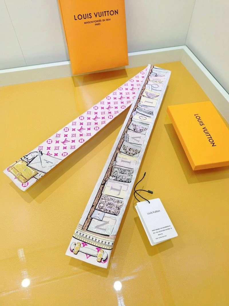 Louis Vuitton Silk Chic 272576