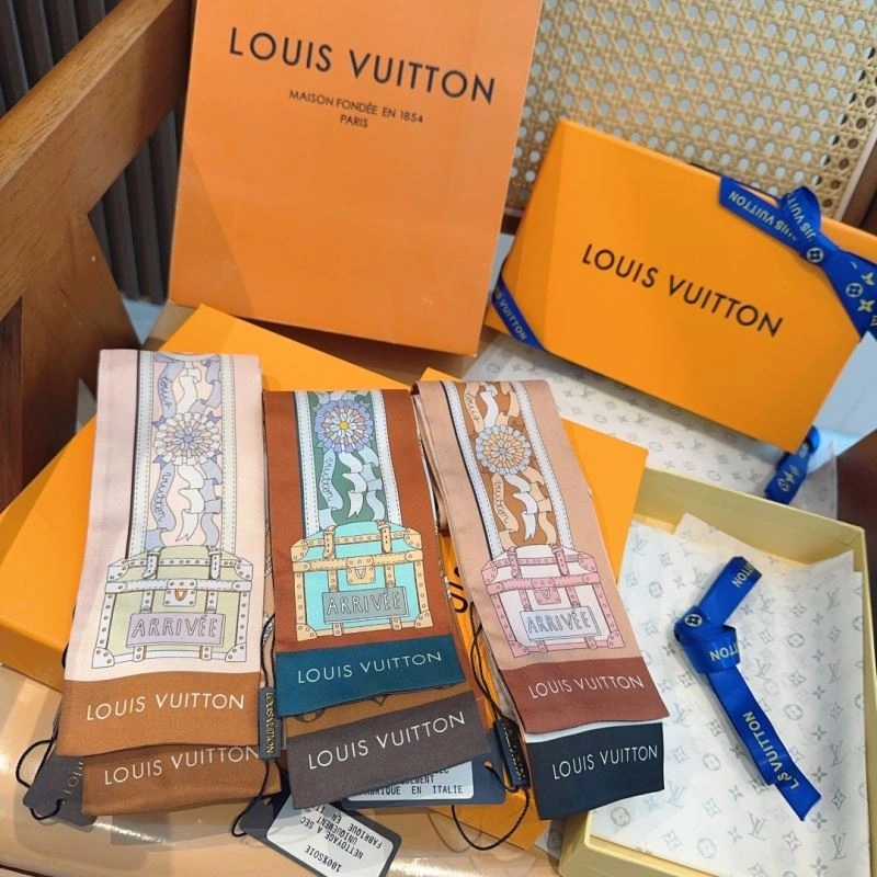 Louis Vuitton Silk OdorResistant 272578