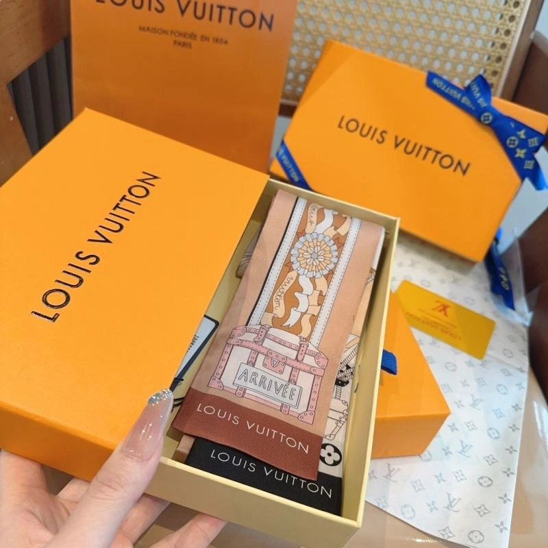 Louis Vuitton Silk OdorResistant 272578