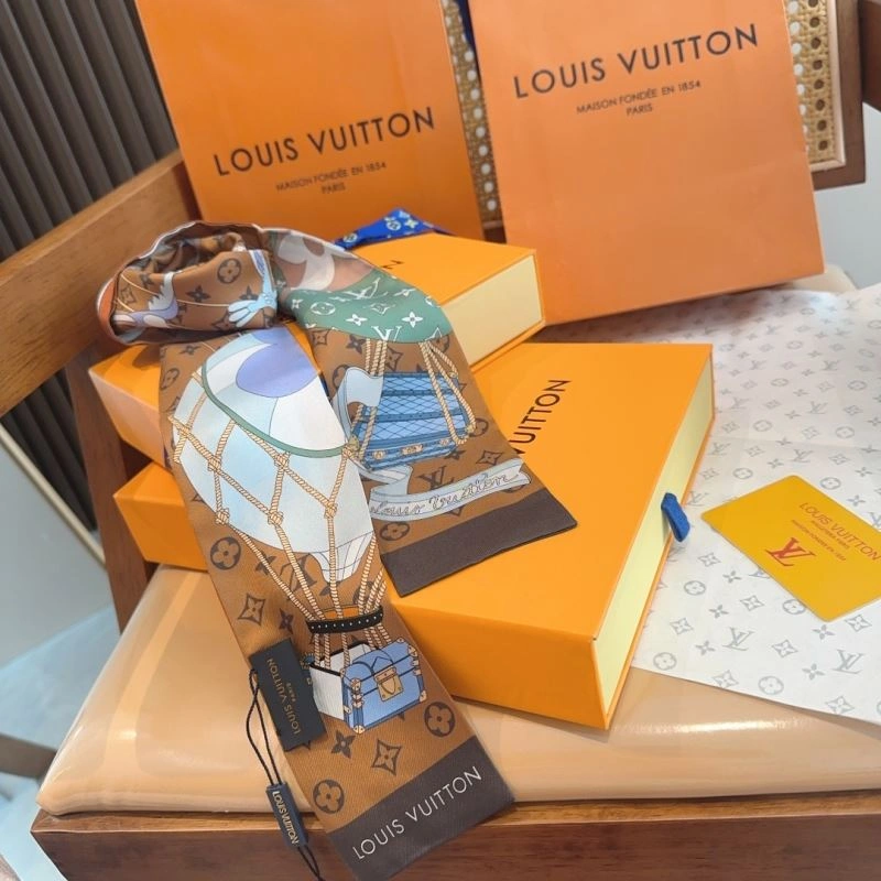 Louis Vuitton Silk SunProtective 272575