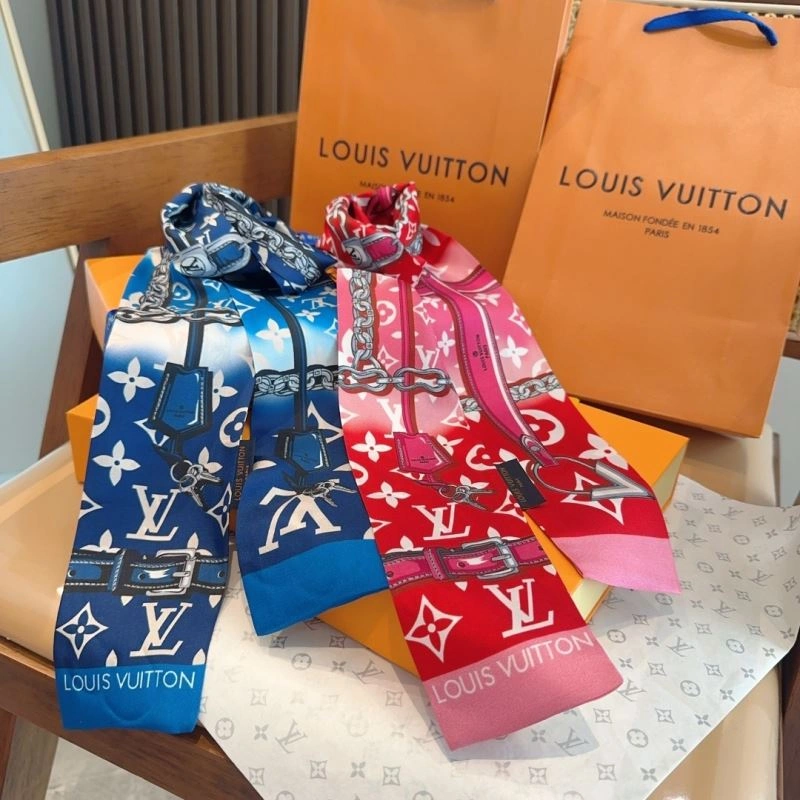 Louis Vuitton Silk UrbanStyle 272600