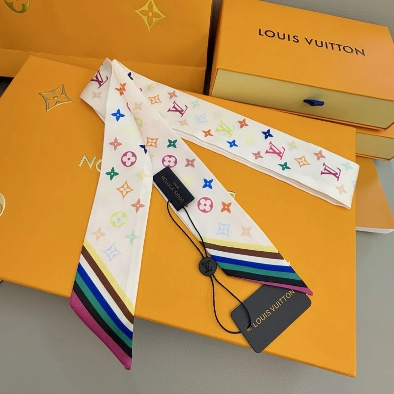 Louis Vuitton Silk NewStyle 272574