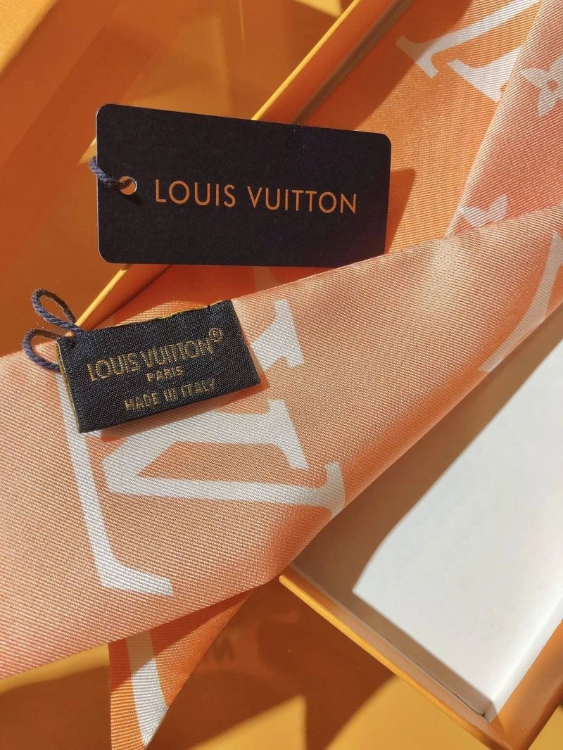 Comfortable Louis Vuitton Silk 272572
