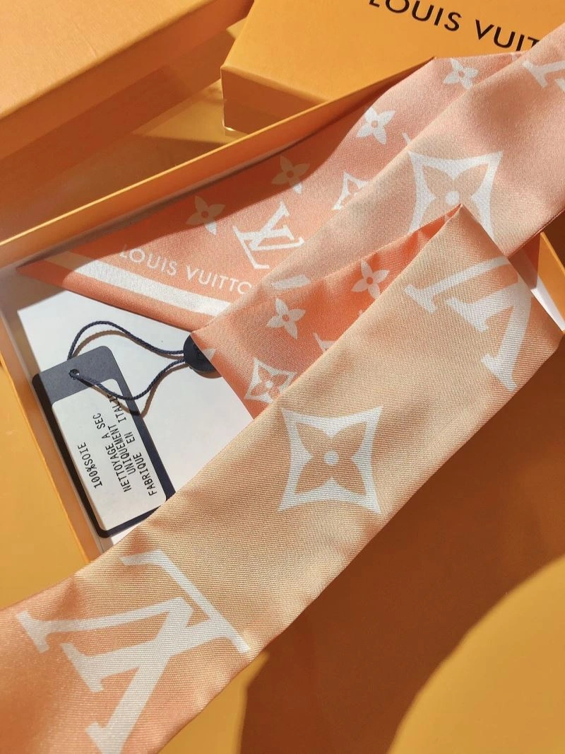 Comfortable Louis Vuitton Silk 272572