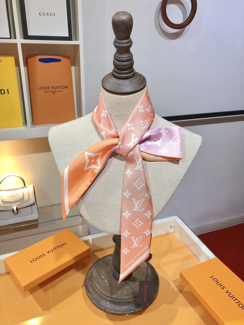 Comfortable Louis Vuitton Silk 272572