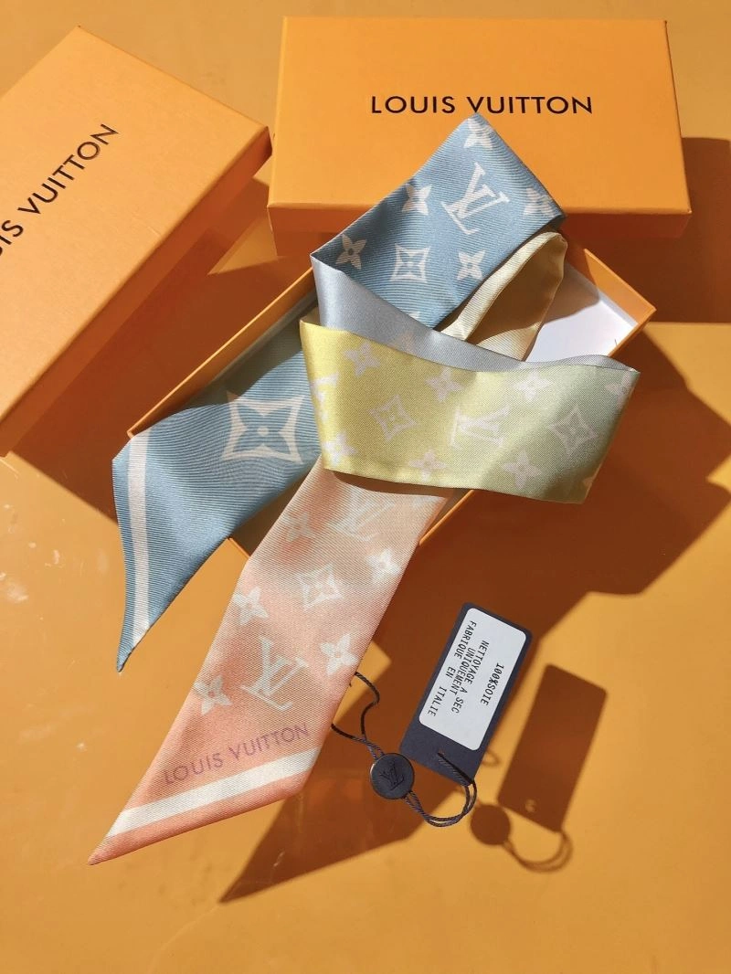 Flexible Louis Vuitton Silk 272557