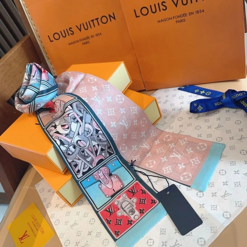 Louis Vuitton Silk MultiPurpose 272544