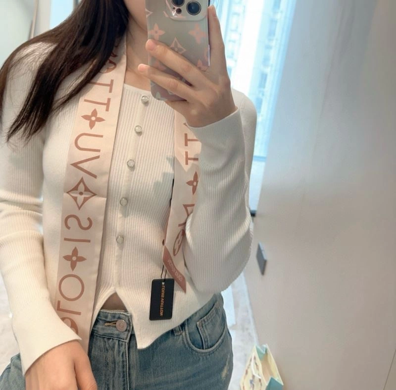 Louis Vuitton Silk FreshLook 272542