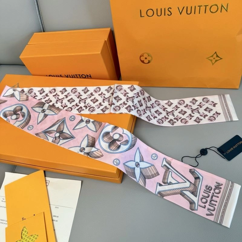 Louis Vuitton Silk WeatherProof 272559