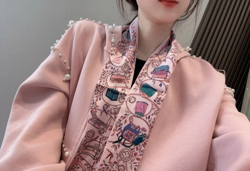 Durable Louis Vuitton Silk 272562