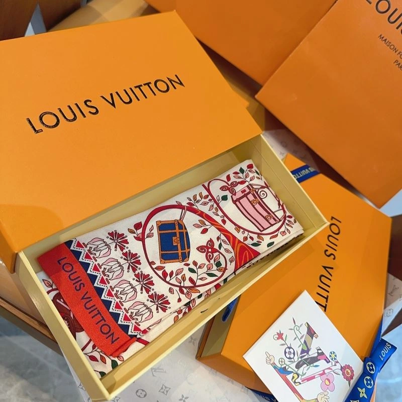 MultiPurpose Louis Vuitton Silk 272563